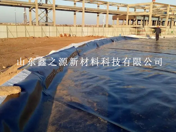 化工油罐區(qū)為何鋪設(shè)hdpe防滲土工膜？
