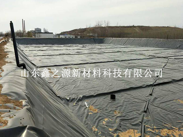 油田防滲膜鋪設技巧：高效、環(huán)保的鋪設新策略